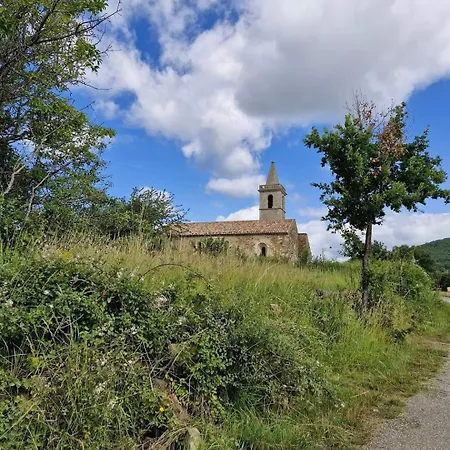 La Maison De Marie-jeanne - Le Rocher D'ongles Alojamento de Acomodação e Pequeno-almoço 3*